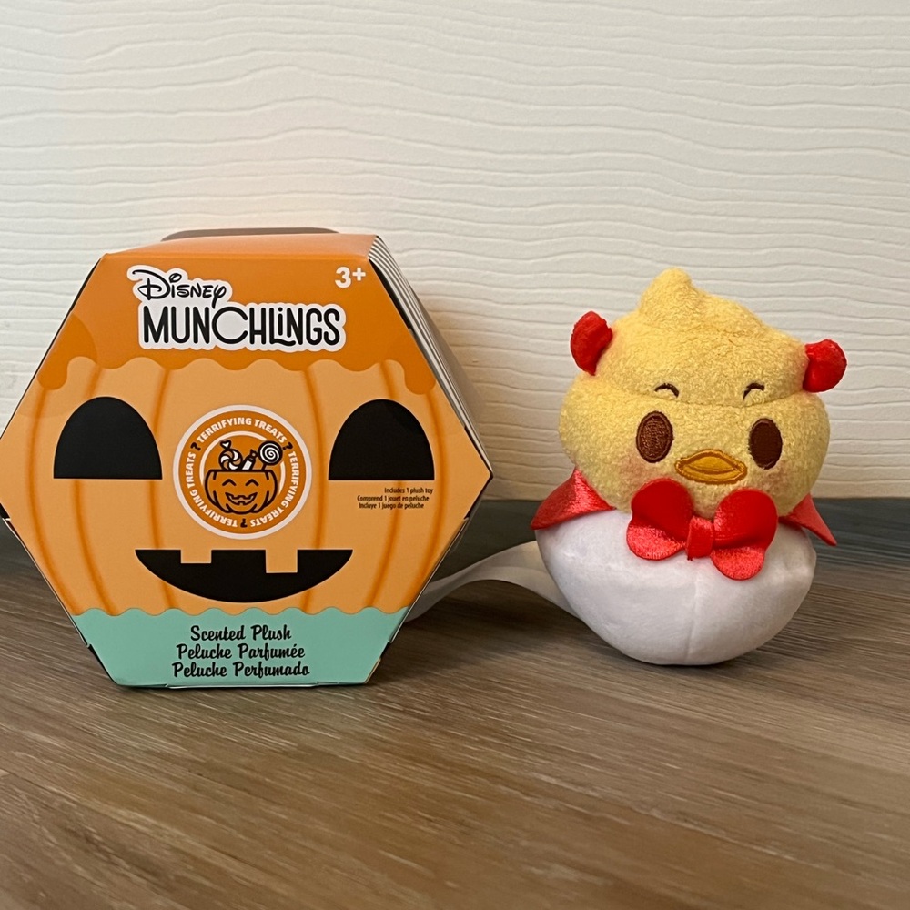NWT and box Disney Halloween munchling set Donald “Deviled Egg” munchling!